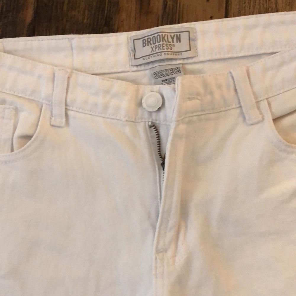 Brooklyn express white jeans